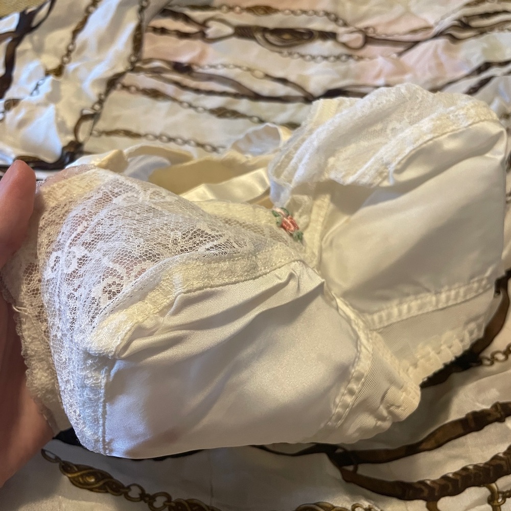 Jeunique Bras - Picture 7 of 13